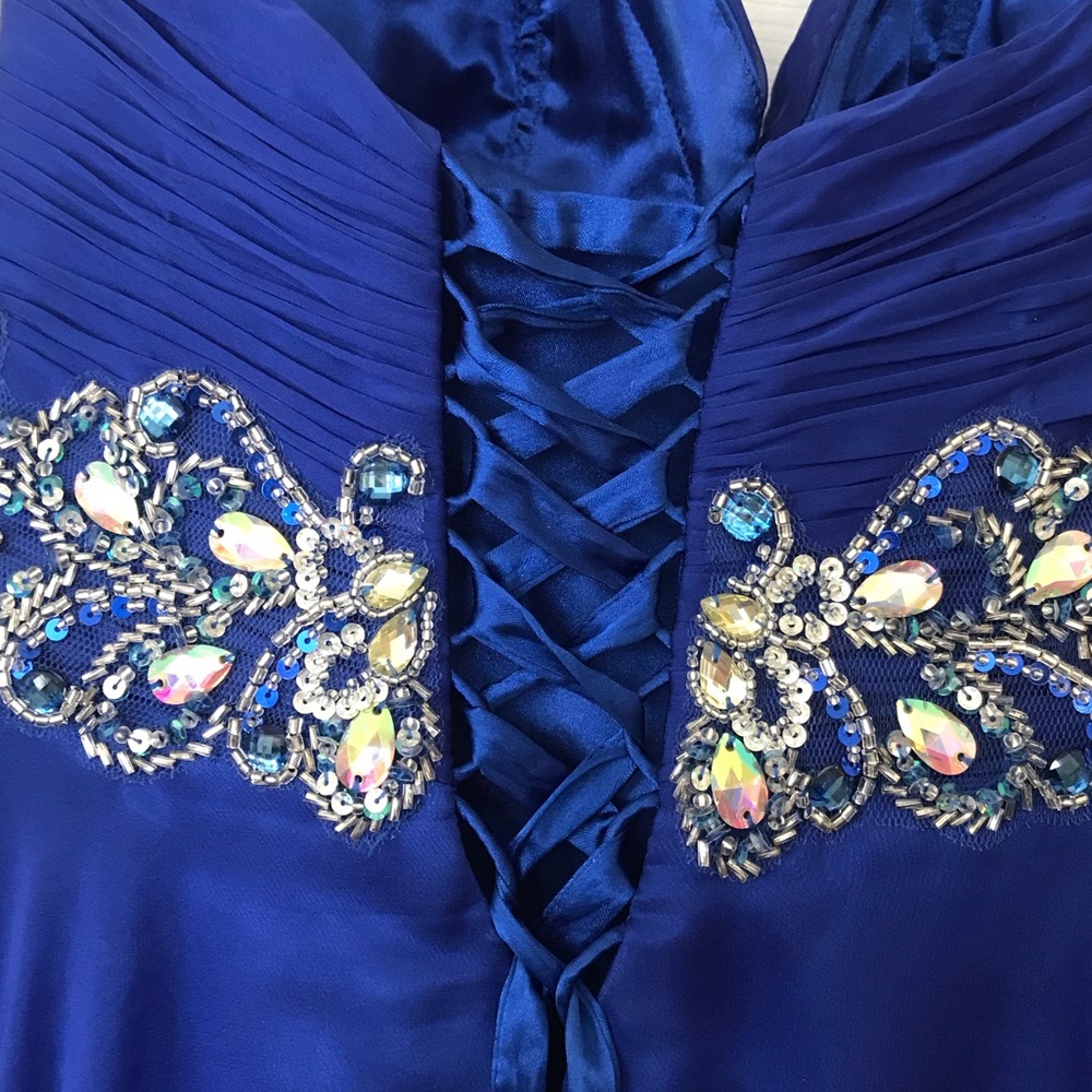 Prom dress - Picture 5 of 8